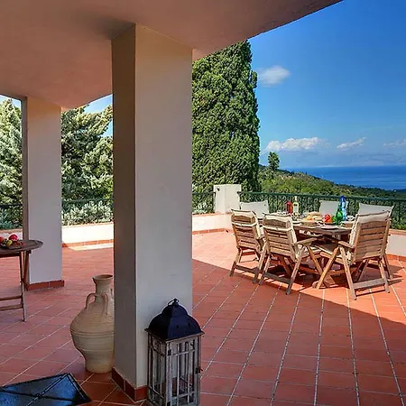 Bella Vista Corfu ヴィラ *